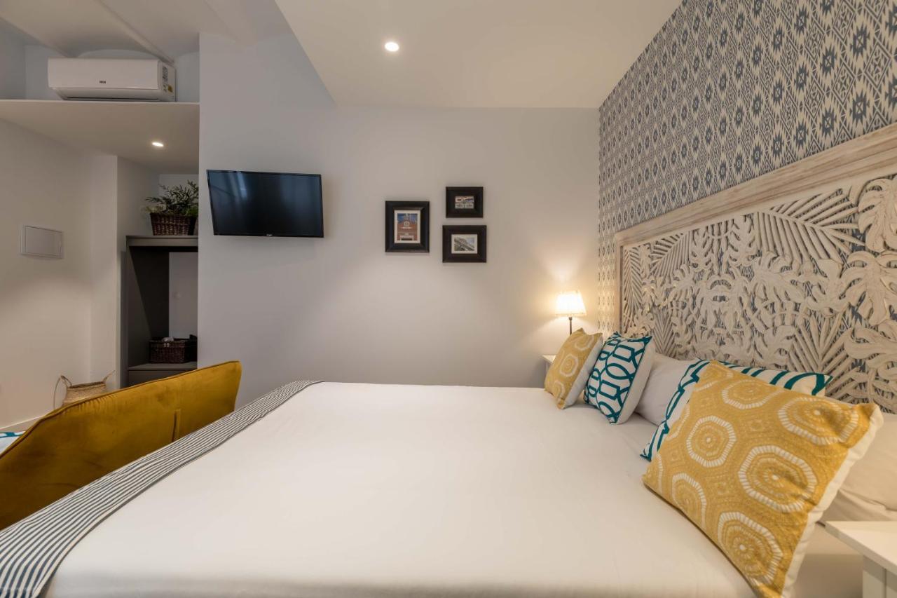 Maison Reina B&B Валенсия Экстерьер фото