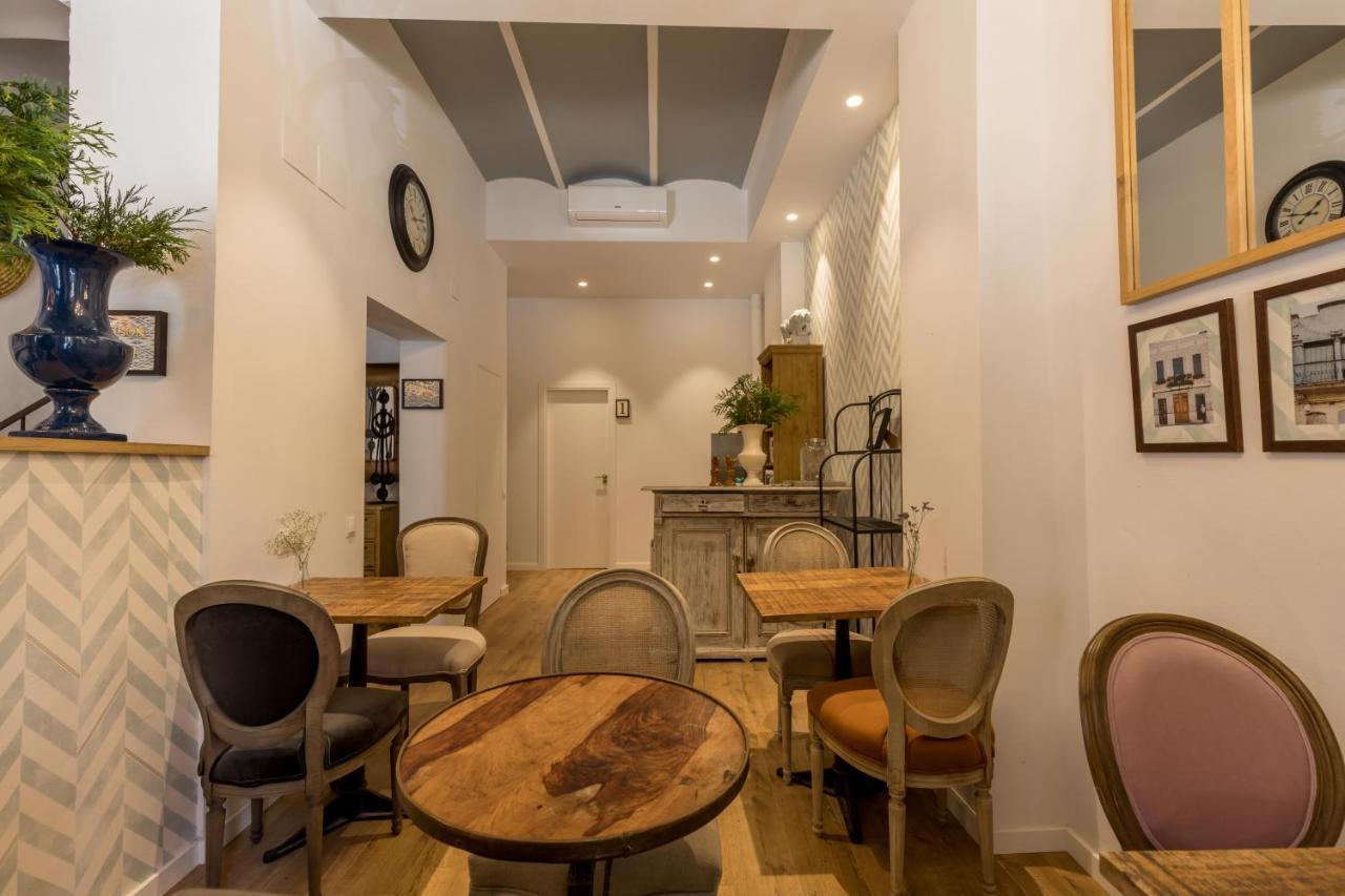 Maison Reina B&B Валенсия Экстерьер фото
