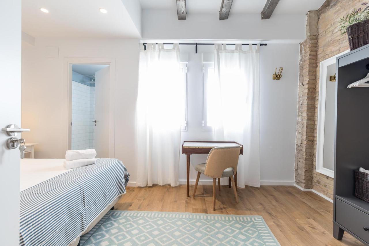 Maison Reina B&B Валенсия Экстерьер фото